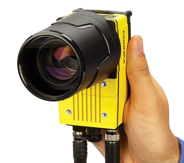 <h3></h3>
<div>
	 Интеллектуальная камера объемного сканирования  In-Sight 9912/ 9912С -  система технического зрения, доступная в монохромной и цветной моделях,  для проверки крупных неподвижных деталей.
</div>
 <br>